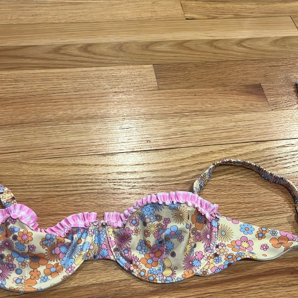Blackbough swim top